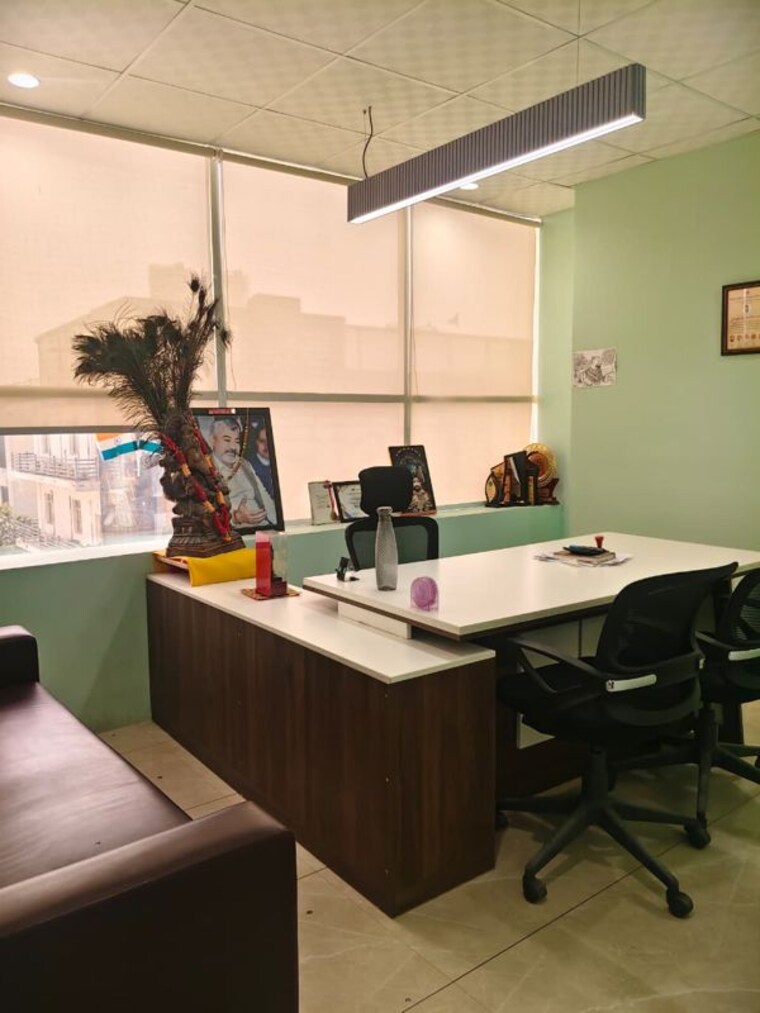 Team Area, sector 63 Commercial Office Space 1400 Sq.Ft. In Sector 63 Noida 10406547