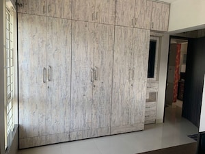 Master Bedroom in 2 BHK Apartment at Kothrud – for Rent