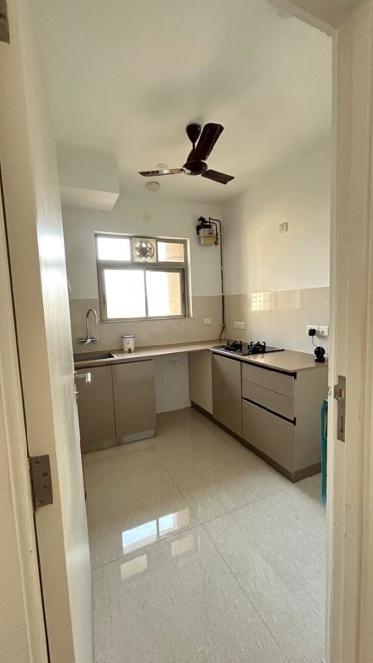 Kitchen, hiranandani-estate-solitaire-c 1 Bedroom 550 Sq.Ft. Apartment In Ghodbunder Road Thane 10406620