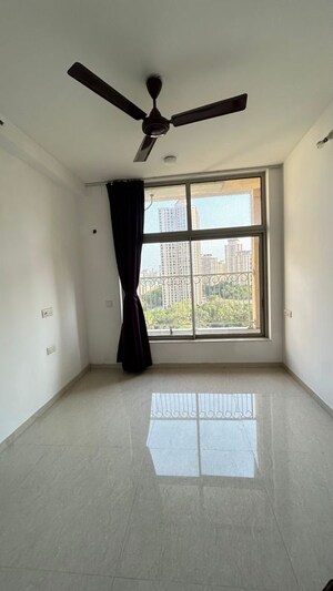 Room in 1 BHK Apartment at Hiranandani Estate Solitaire C, Ghodbunder Road – for Rent