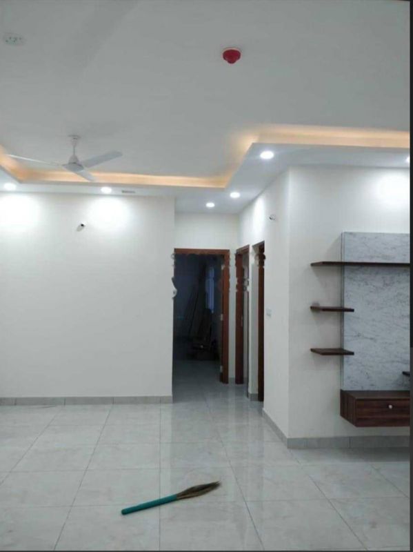 2 BHK Apartment For Rent in Prestige Park Square
