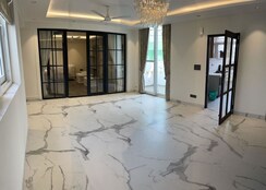 3 BHK + Servant Room Apartment For Sale in Park View Apartments Gurgaon
