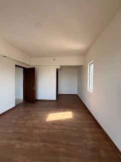 2 BHK + Extra Room Apartment For Sale in Godrej Air Sector 85