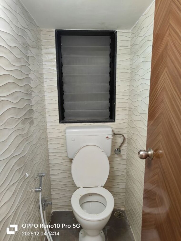 Bathroom, hiranandani-gardens-canna 1 Bedroom 600 Sq.Ft. Apartment In Powai Mumbai 10406660