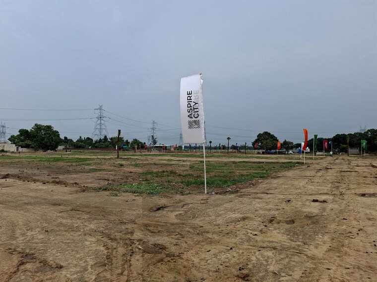 undefined, raghunathpur Commercial Land 117 Sq.Yd. In Raghunathpur Hapur 10406608