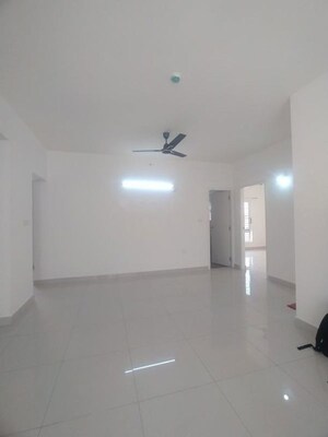 Room in 2 BHK Apartment at Brigade Parkside North, Jalahalli – for Rent