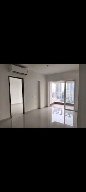Room in 2 BHK Apartment at Godrej Emerald, Ghodbunder Road – for Rent