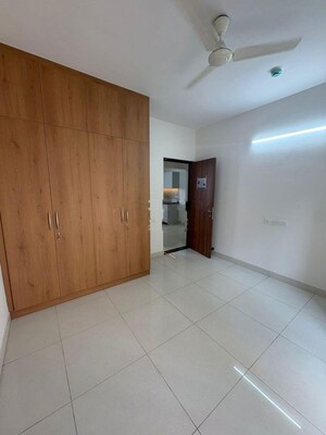 Room in 3 BHK Apartment at Brigade Cornerstone Utopia, Varthur – for Rent
