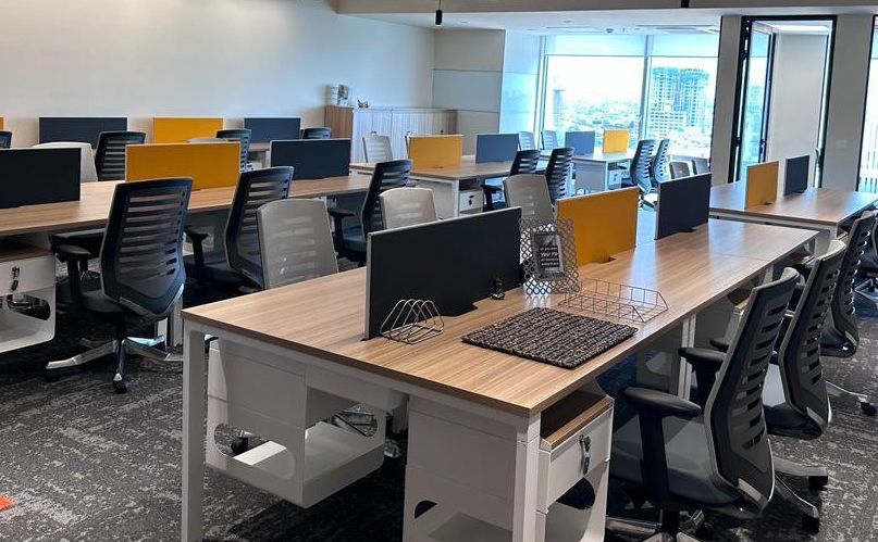Office Space For Rent in Pramukh Plaza