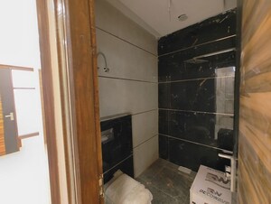 Kitchen in 3 BHK Builder Floor at RPS Palm Drive, Sector 88 – for Sale