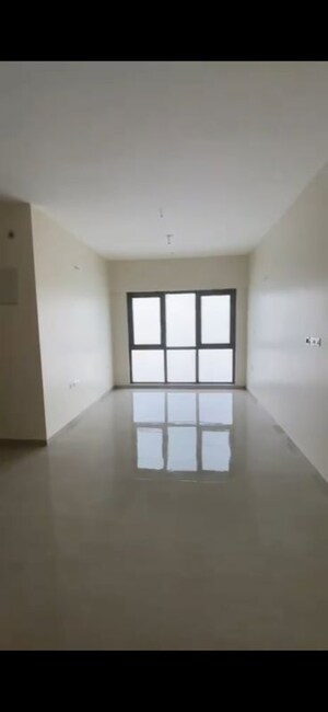 2 BHK Apartment For Rent in Sheth Auris Serenity Tower 3, Malad West