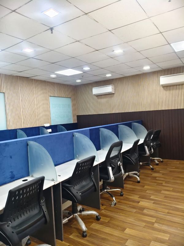 Office Space For Rent in Sector 63