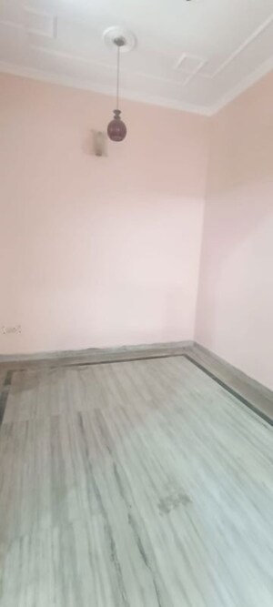 Room in 2 BHK Independent House at Sector 47 – for Rent