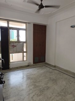 2 BHK Builder Floor For Rent in RWA Federation