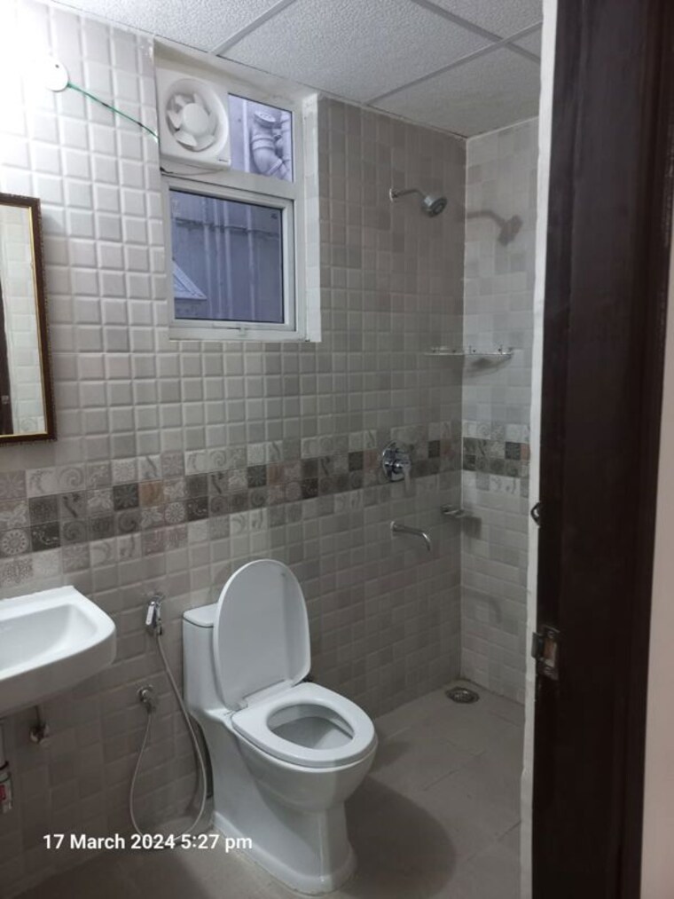 Bathroom, signature-global-park-4-and-5 3 Bedroom 1081 Sq.Ft. Apartment In Sohna Sector 36 Gurgaon 10406772