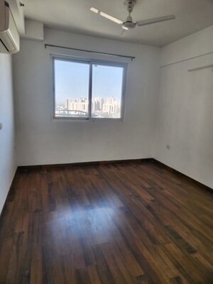 Room in 3 BHK Apartment at Conscient Heritage Max II, Sector 102 – for Rent