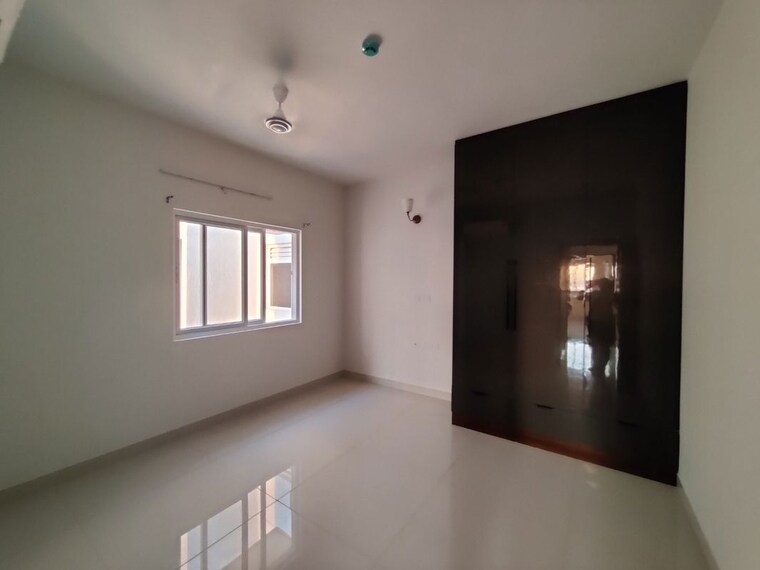 Room, prestige-tranquil 3 Bedroom 2200 Sq.Ft. Apartment In Kokapet Hyderabad 10406889