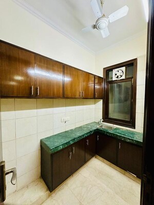 Kitchen in 5 BHK Independent House at Dlf Phase ii – for Rent