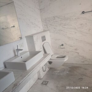 Bathroom in 4 BHK Villa at Tata Primanti Villas, Sector 72 – for Sale