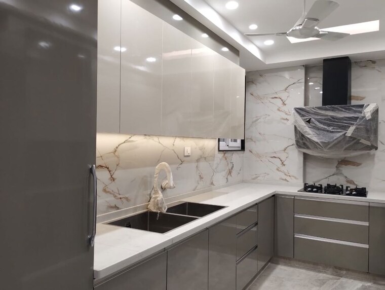 Kitchen, dlf-atria 3 Bedroom 2200 Sq.Ft. Builder Floor In Dlf Phase ii Gurgaon 10406919