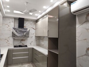 Kitchen in 3 BHK Builder Floor at DLF Atria, Dlf Phase ii – for Rent