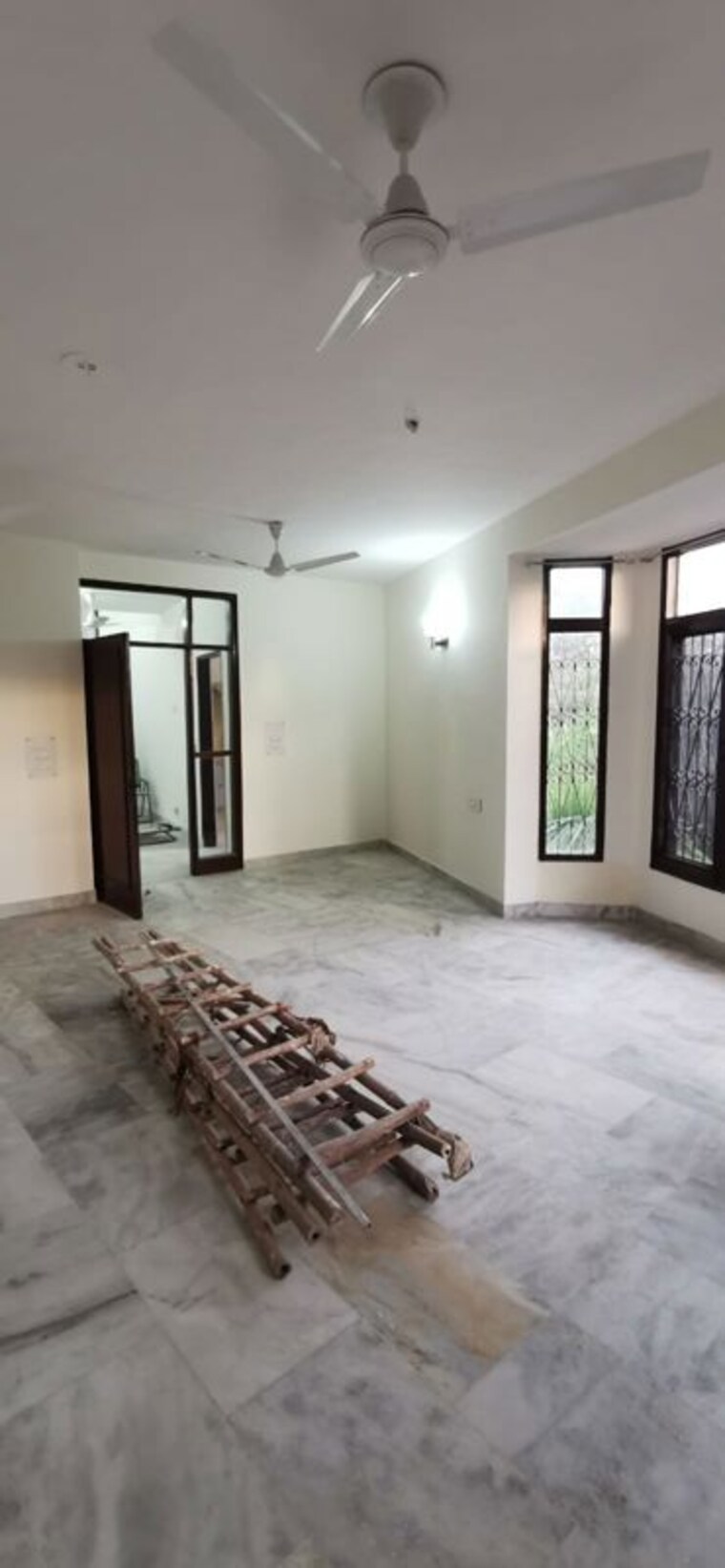 Room, greater kailash i 3 Bedroom 1800 Sq.Ft. Builder Floor In Greater Kailash I Delhi 10406932