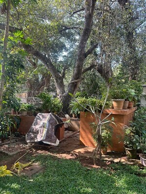 Plot Area in 3 BHK Apartment at Harbour Heights, Colaba – for Sale