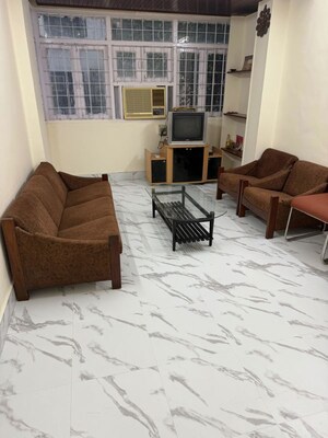 Living Room in 2 BHK Apartment at Mahim West – for Rent