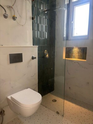 Bathroom in 5 BHK Villa at Unitech Aspen Greens, Sector 50 – for Rent