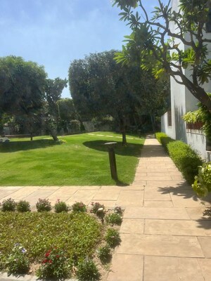 5 BHK Villa – Garden View at Unitech Aspen Greens, Sector 50 - for Rent
