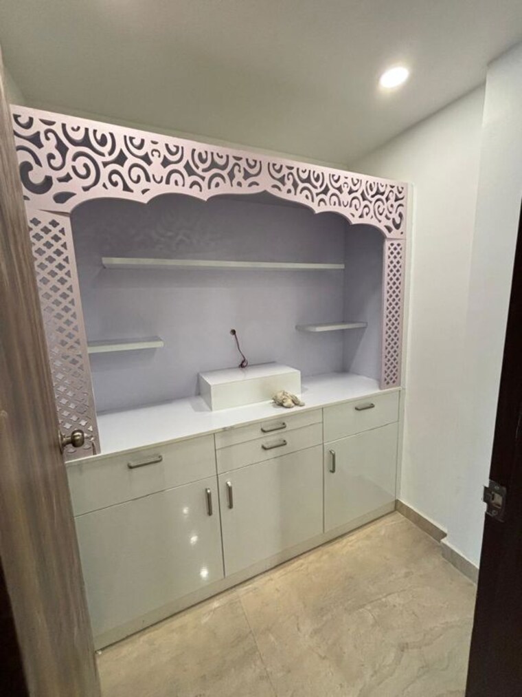 Bathroom, sector 48 4 Bedroom 2400 Sq.Ft. Builder Floor In Sector 48 Gurgaon 10406950
