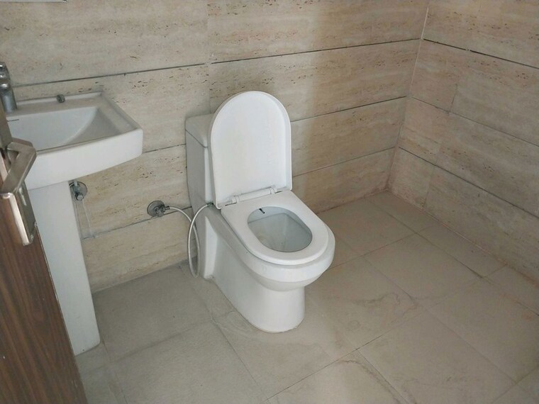 Bathroom, trident-embassy 2 Bedroom 990 Sq.Ft. Apartment In Sector 1 Greater Noida Greater Noida 10406976