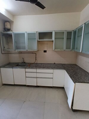 Kitchen in 2.5 BHK Apartment at Lokhandwala Sapphire Heights, Kandivali East – for Rent