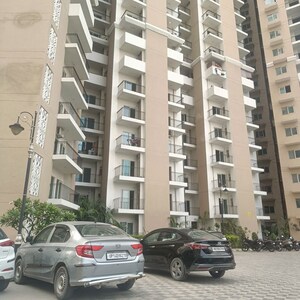  Shop – Exterior View View at Shri Radha Aqua Garden, Sector 16b Greater Noida - for Rent