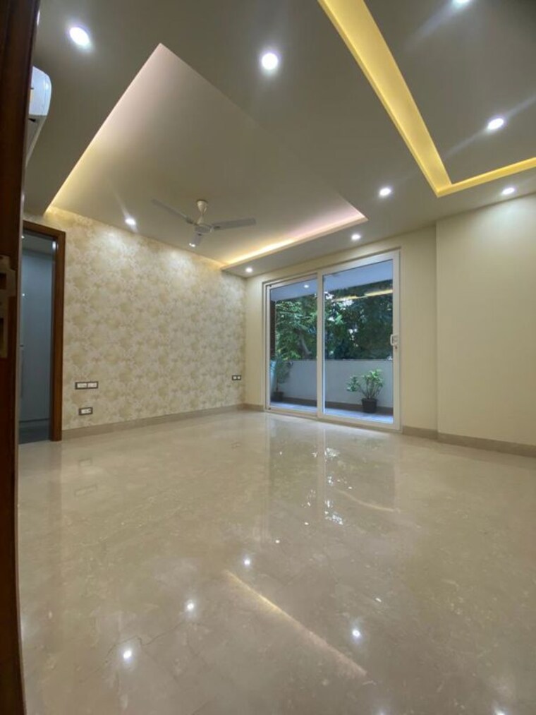Room, dlf phase i 4 Bedroom 3000 Sq.Ft. Builder Floor In Dlf Phase I Gurgaon 10407012