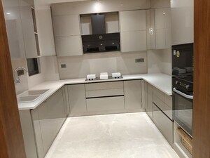 Kitchen in 4 BHK Builder Floor at Dlf Phase I – for Rent