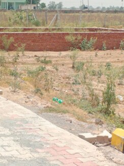 Plot For Sale in U I T