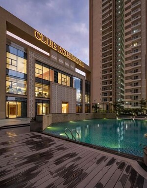 Swimming Pool in 3 BHK Apartment at Aurobindo Kohinoor, Serilingampally – for Rent