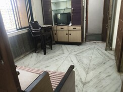 1 BHK Apartment For Rent in Irla