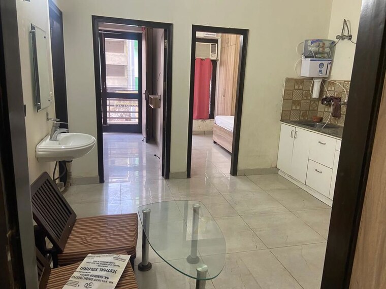Living Room, sector 43 2 Bedroom 2000 Sq.Ft. Builder Floor In Sector 43 Gurgaon 10407052