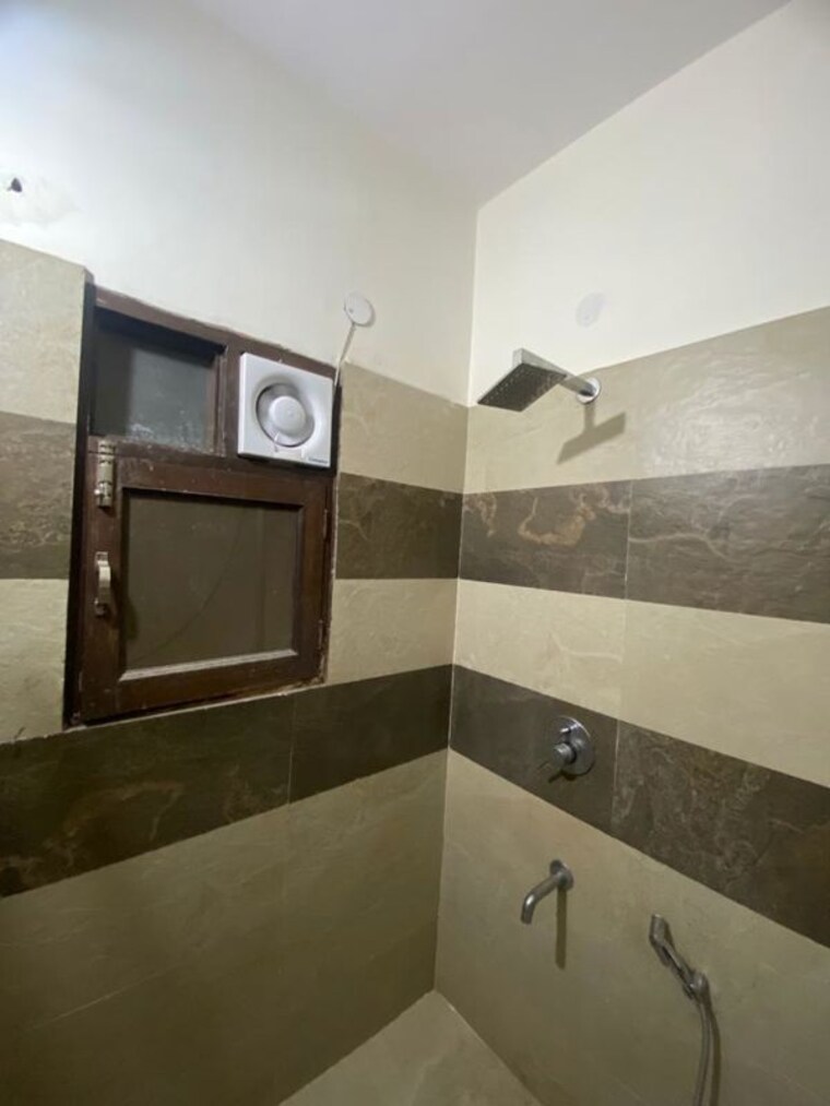 Kitchen, sector 43 2 Bedroom 2000 Sq.Ft. Builder Floor In Sector 43 Gurgaon 10407052
