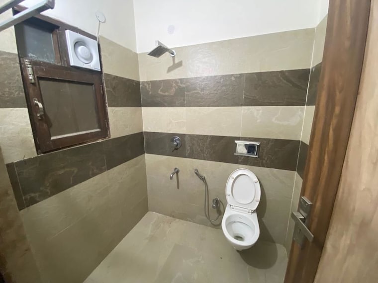 Kitchen, sector 43 2 Bedroom 2000 Sq.Ft. Builder Floor In Sector 43 Gurgaon 10407052