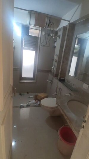 Bathroom in 2.5 BHK Apartment at Raheja Acropolis, Deonar – for Rent