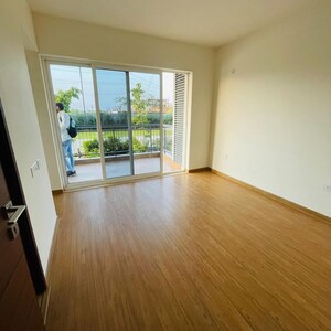 Room in 3 BHK Apartment at Godrej Meridien, Mohammad Heri Village – for Rent