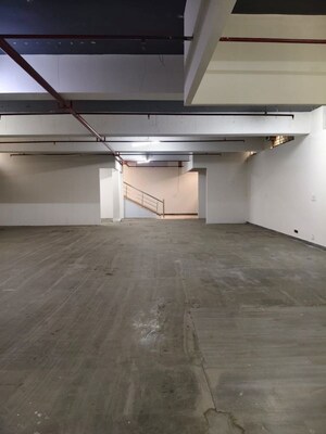  Warehouse For Rent in Sector 63
