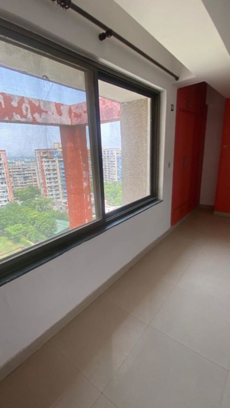 Balcony, awho-twin-towers-ph4 4 Bedroom 4000 Sq.Ft. Penthouse In Omega I Greater Noida Greater Noida 10407075