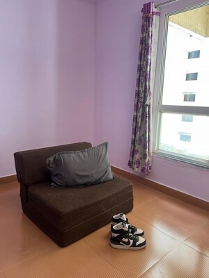 Room in 1 BHK Apartment at DB Orchid Ozone, Dahisar East – for Rent
