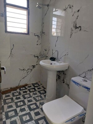 Bathroom in 3 BHK Builder Floor at Green Fields Colony – for Rent