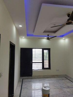 3 BHK Builder Floor For Rent in Green Fields Colony