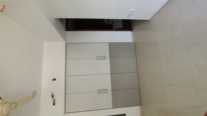 Furnished Amenities in 2 BHK Apartment at Kalpataru Immensa D, Kolshet Road – for Rent